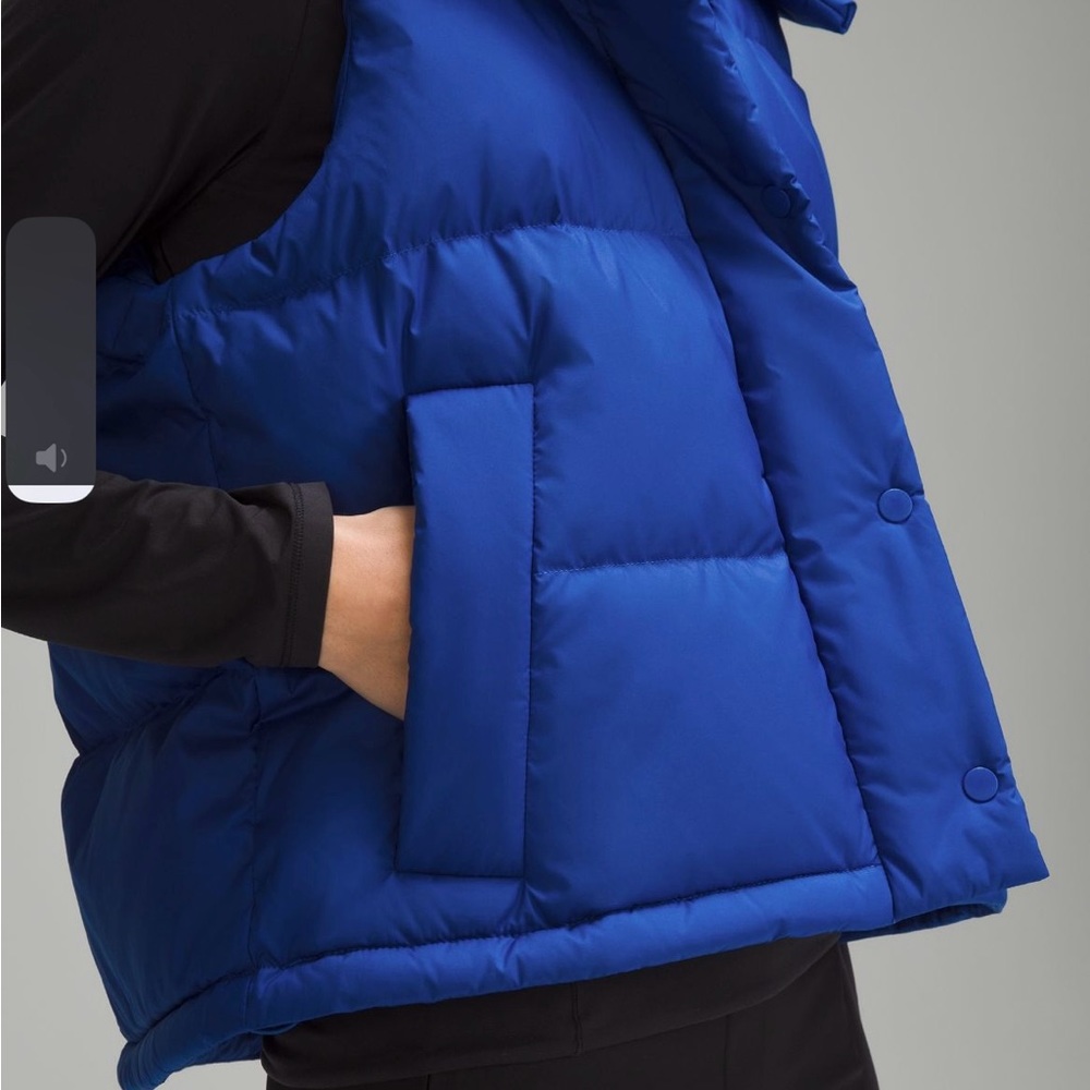 lululemon athletica RED Quilted Puffer Vest with Hood - Picture 7 of 9